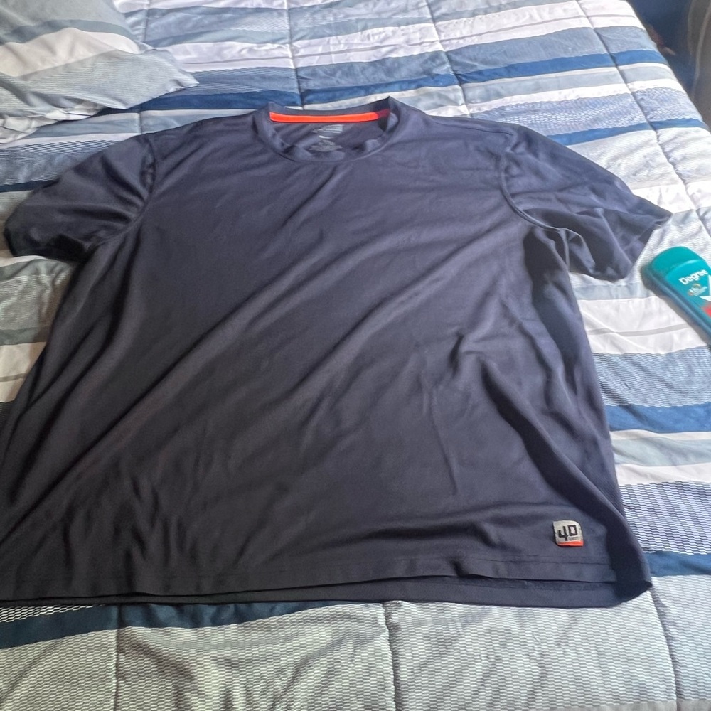 Duluth trading 40grit performance tee